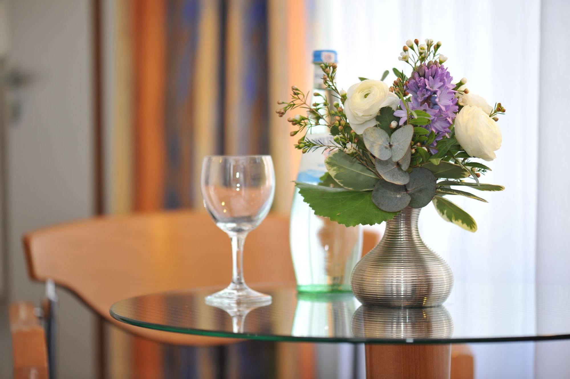 Insel Hotel Cologne Exterior photo